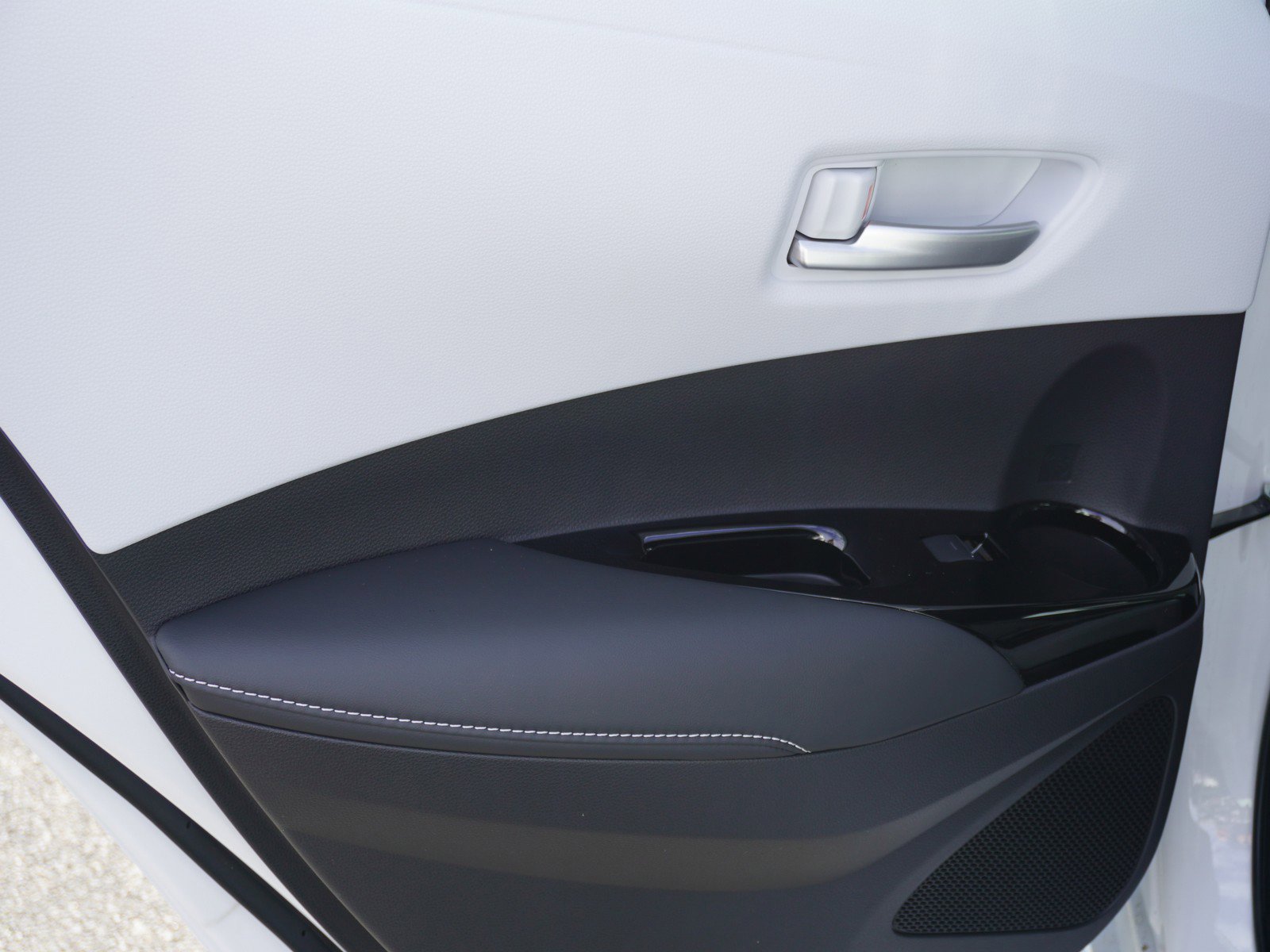 New 2026 Toyota Corolla SE image 12