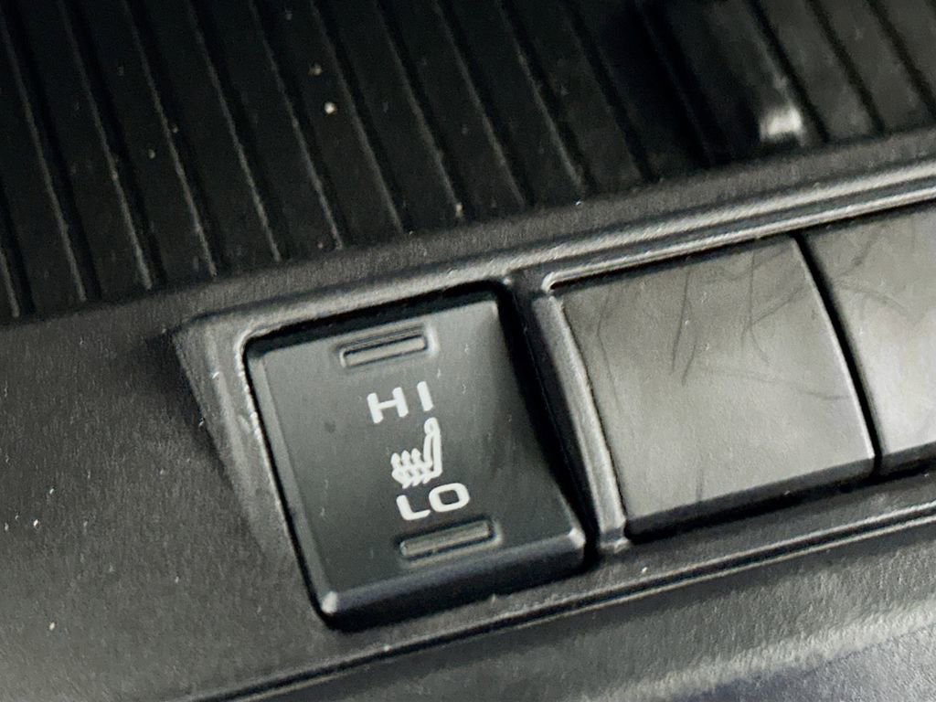 Used 2026 Toyota Corolla Cross XLE w/ Convenience Package image 21