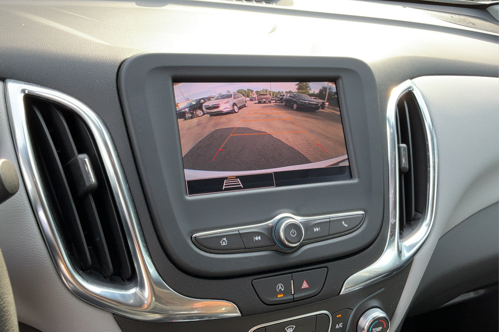 Certified 2024 Chevrolet Equinox LS w/ LS Convenience Package FWD image 17