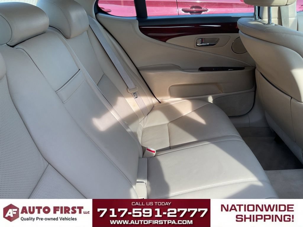 Used 2007 Lexus LS 460 RWD image 13