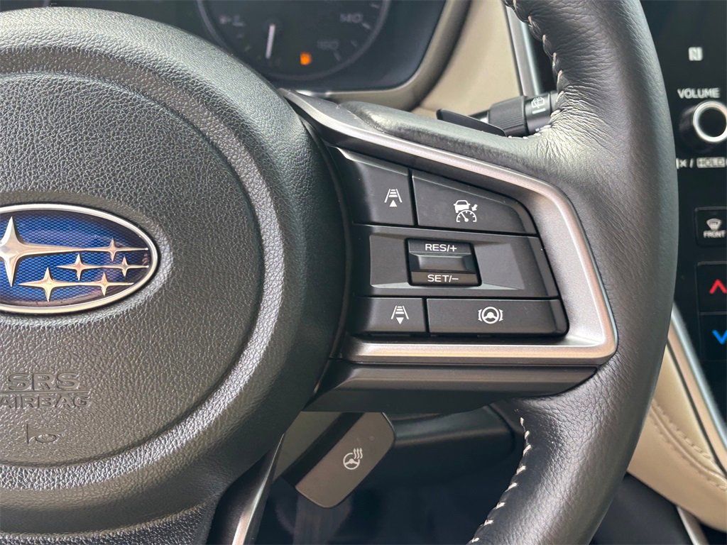 Used 2025 Subaru Outback Limited image 17