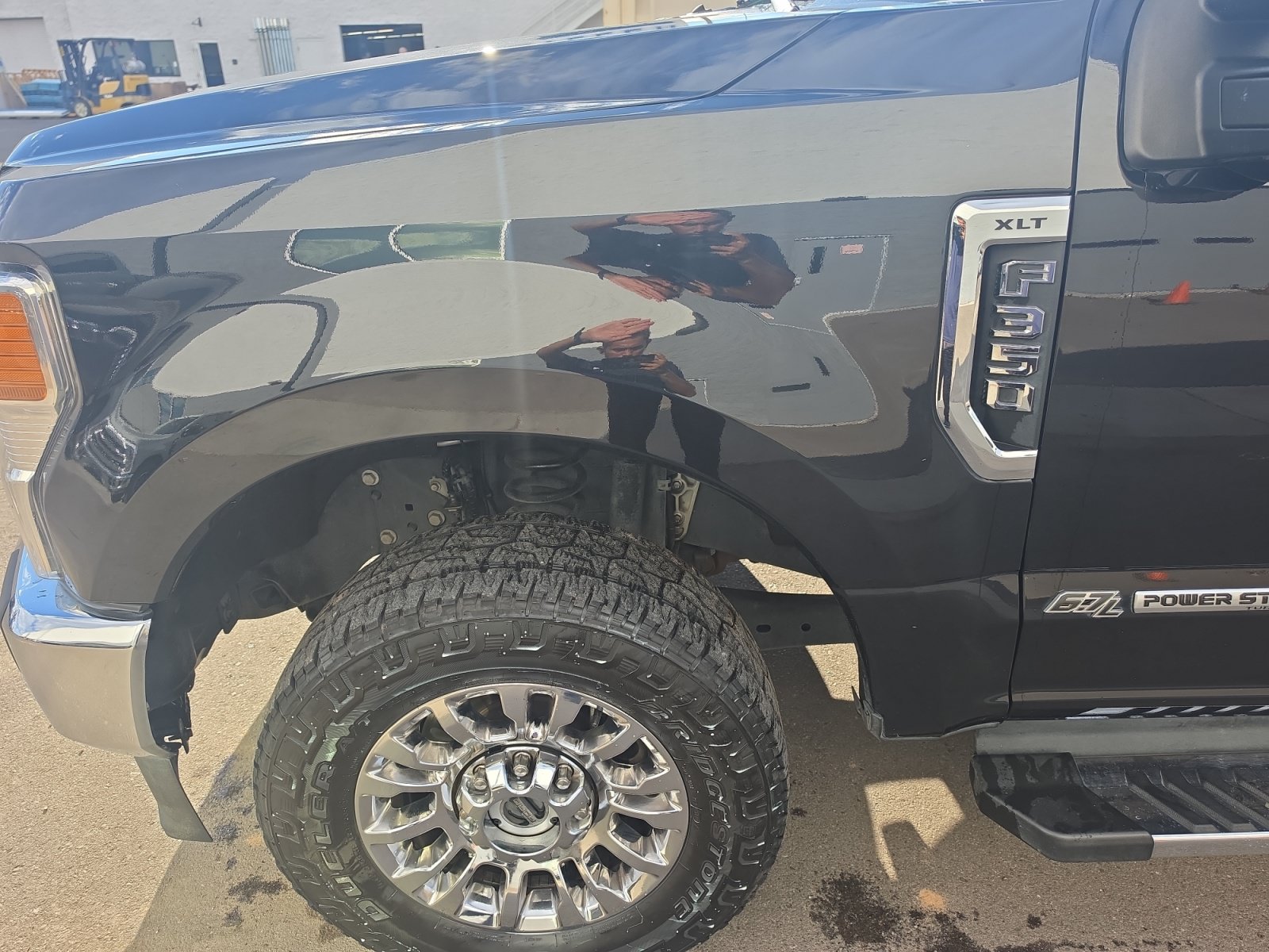 Used 2020 Ford F350 XLT w/ XLT Premium Package AWD/4WD image 9