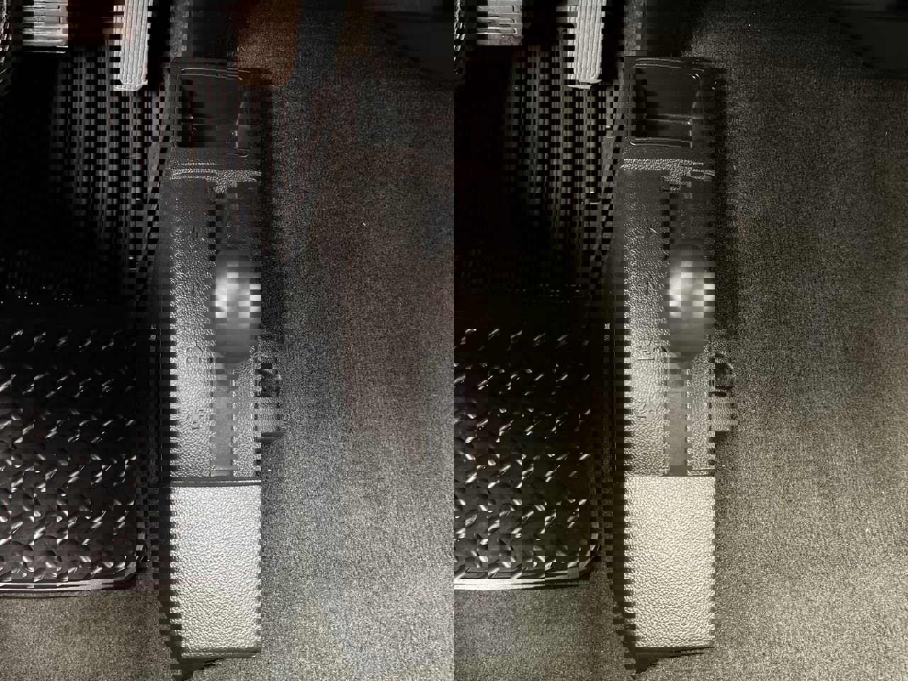 Used 2018 Chevrolet Silverado 1500 Custom w/ Custom Value Package image 13