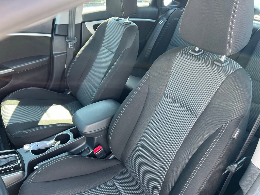 Used 2016 Hyundai Elantra GT w/ Option Group 02 FWD image 14