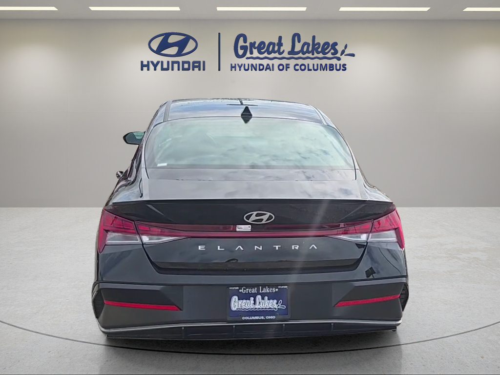 New 2026 Hyundai Elantra SEL Sport Premium FWD image 4