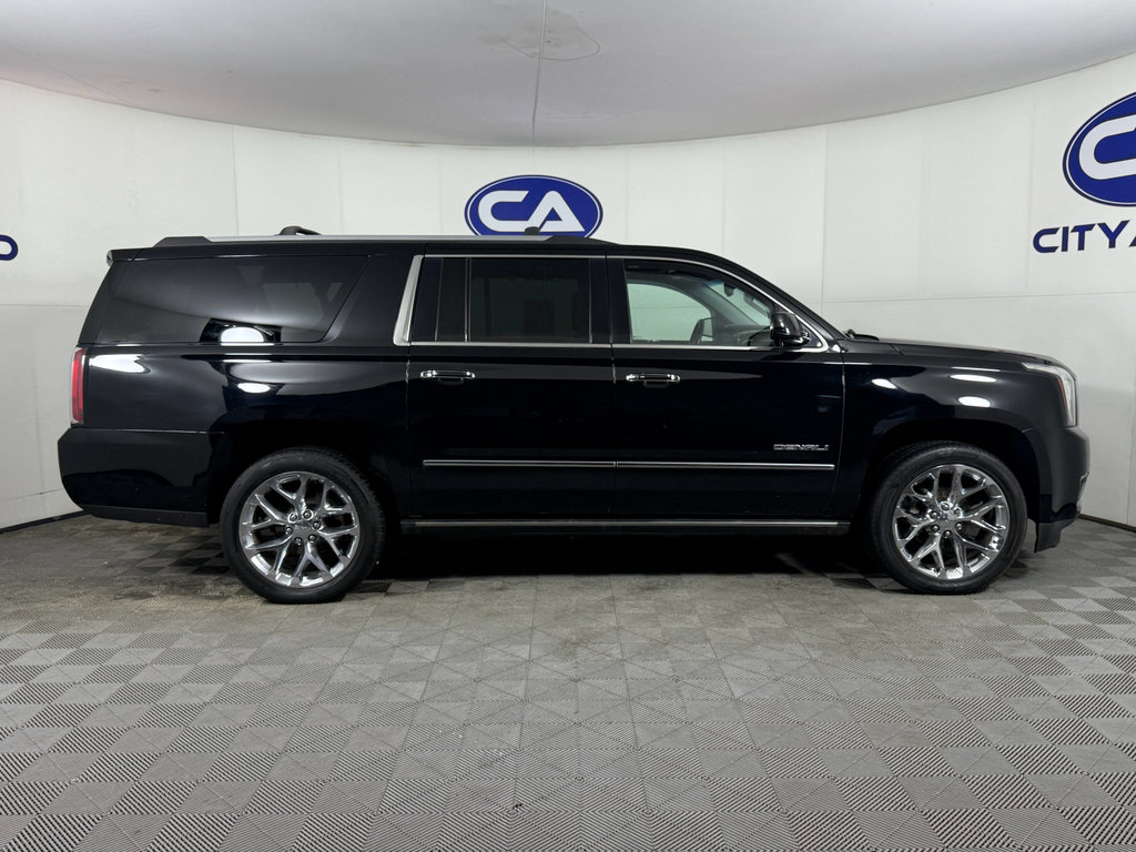 Used 2018 GMC Yukon XL Denali w/ Denali Ultimate Package image 2