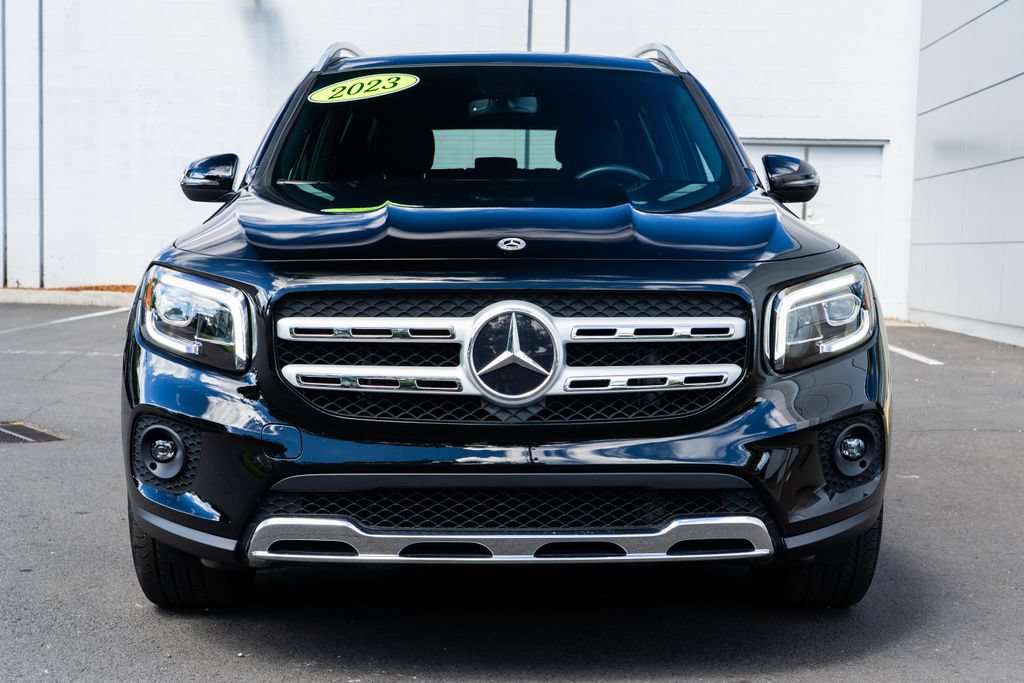 Used 2023 Mercedes-Benz GLB 250 4MATIC image 2