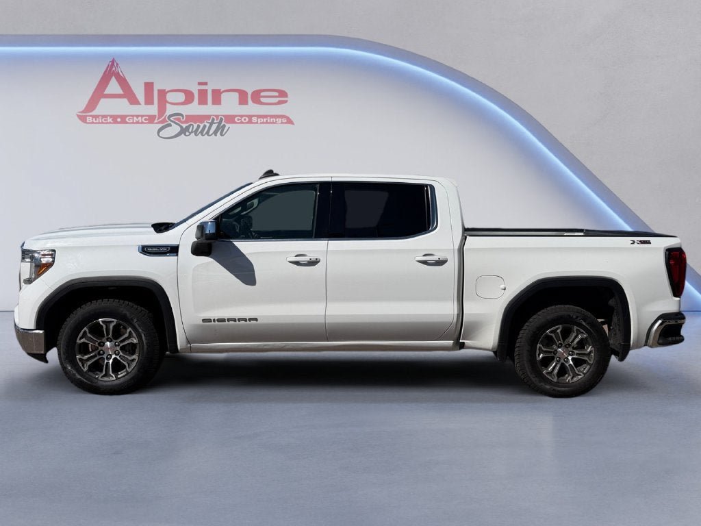 Used 2020 GMC Sierra 1500 SLE w/ X31 Off-Road Package AWD/4WD image 2