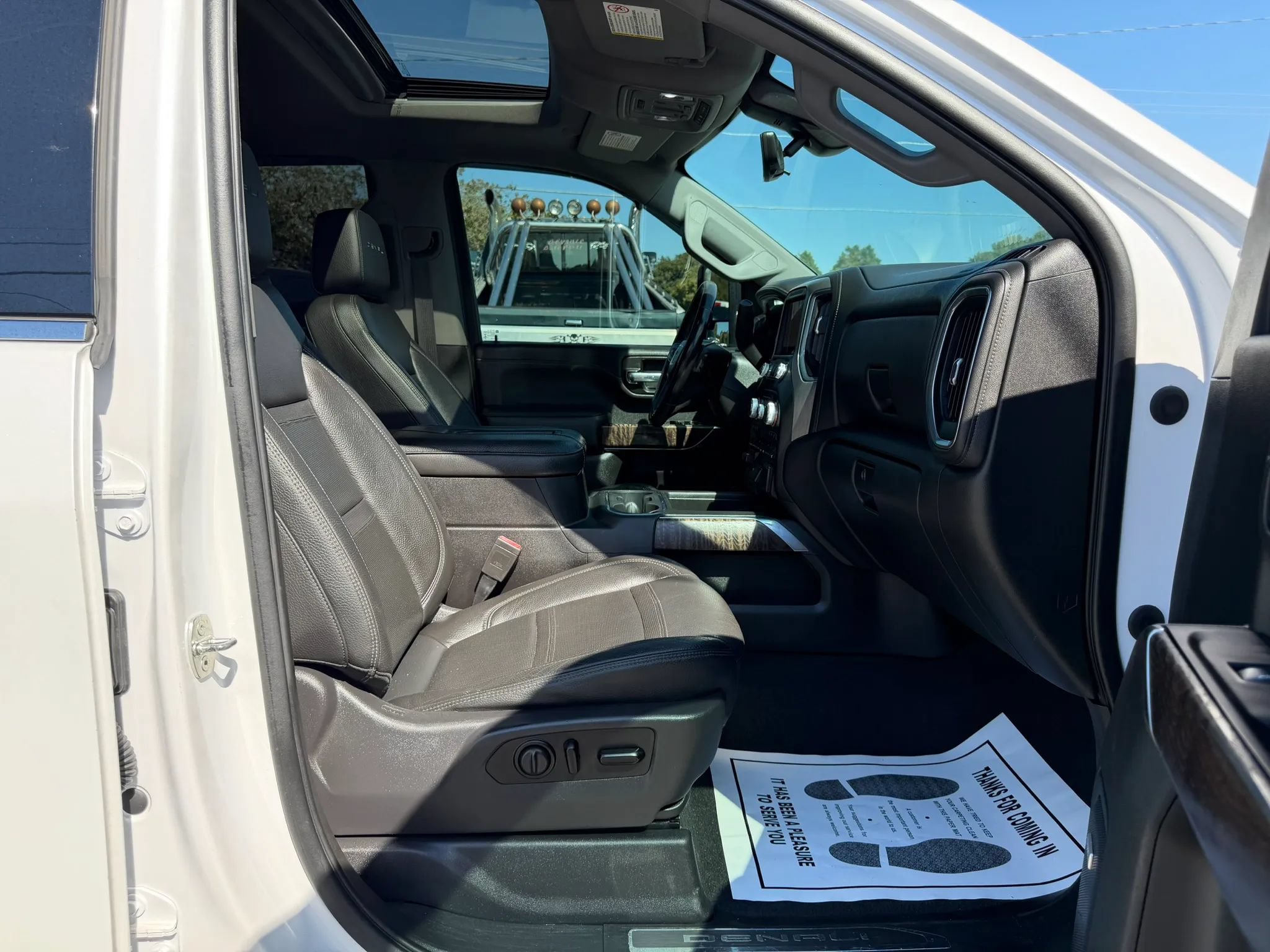 Used 2020 GMC Sierra 2500 Denali w/ Denali Ultimate Package AWD/4WD image 20