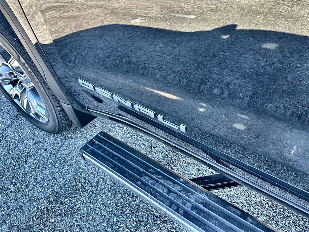 New 2026 GMC Sierra 1500 Denali w/ Denali Reserve Package image 14