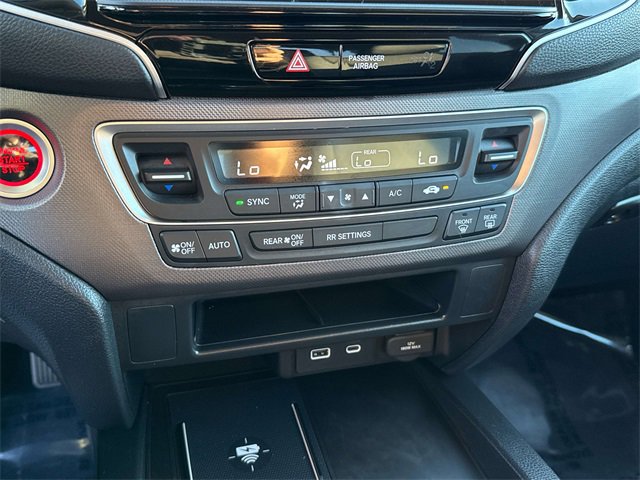 Used 2025 Honda Ridgeline Sport image 18