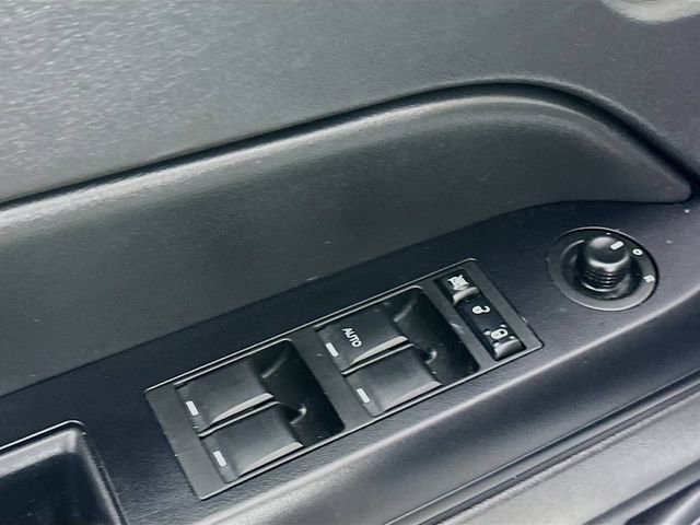 Used 2017 Jeep Patriot Latitude image 20