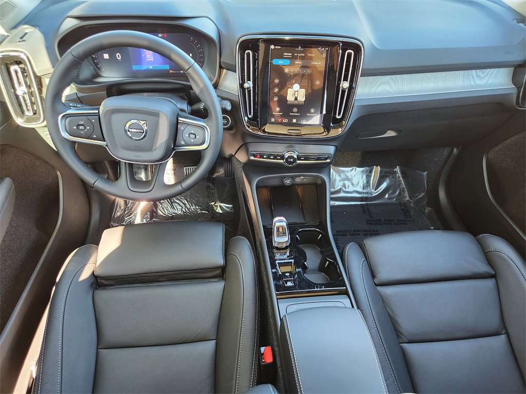 New 2026 Volvo XC40 B5 Plus w/ Protection Package Premier image 2