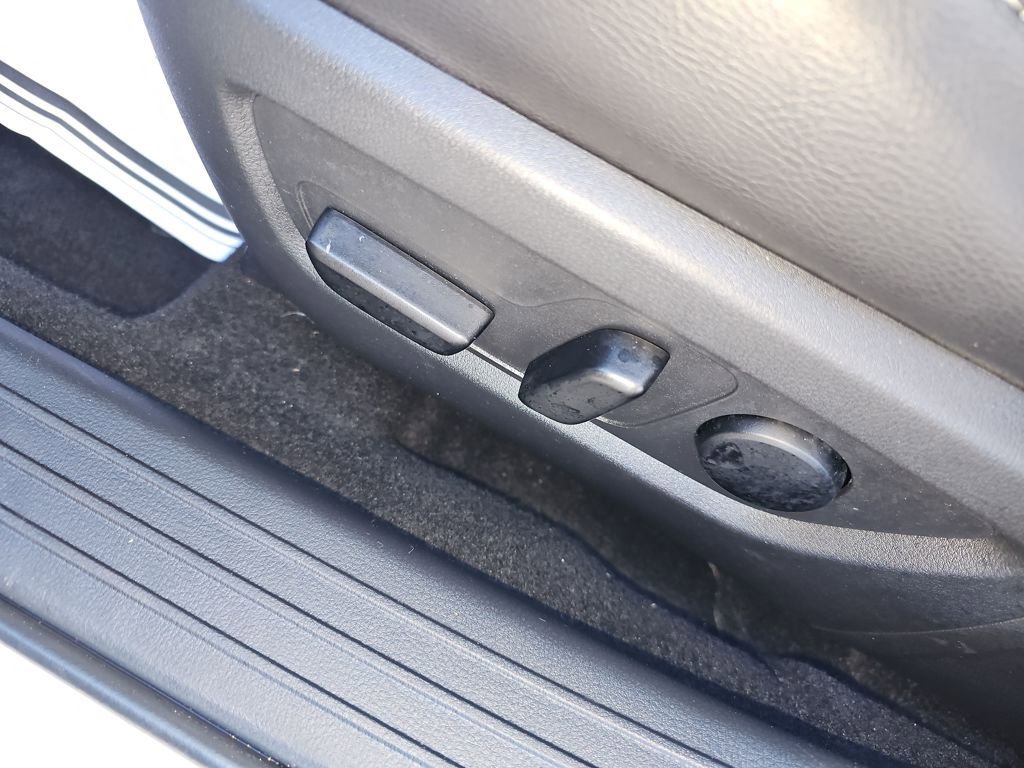 Used 2025 MAZDA CX-50 AWD 2.5 S w/ Premium Plus Pkg image 35