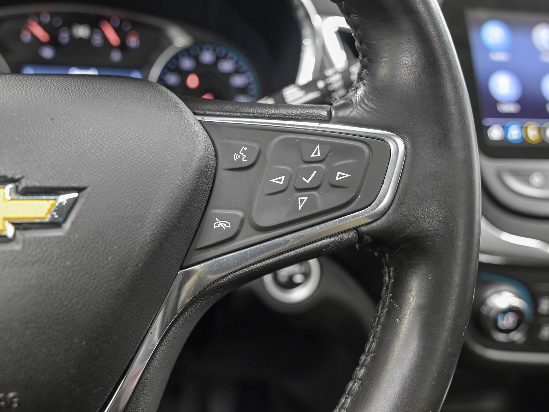 Used 2019 Chevrolet Equinox LT AWD/4WD image 22