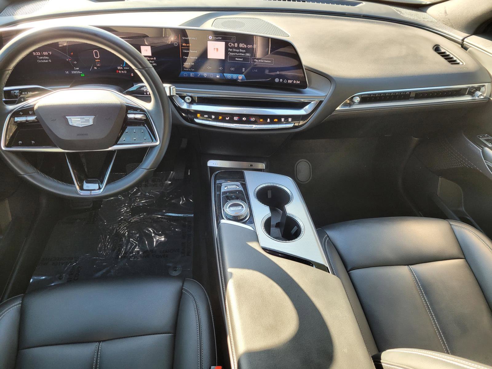 Used 2024 Cadillac Lyriq Tech AWD/4WD image 19
