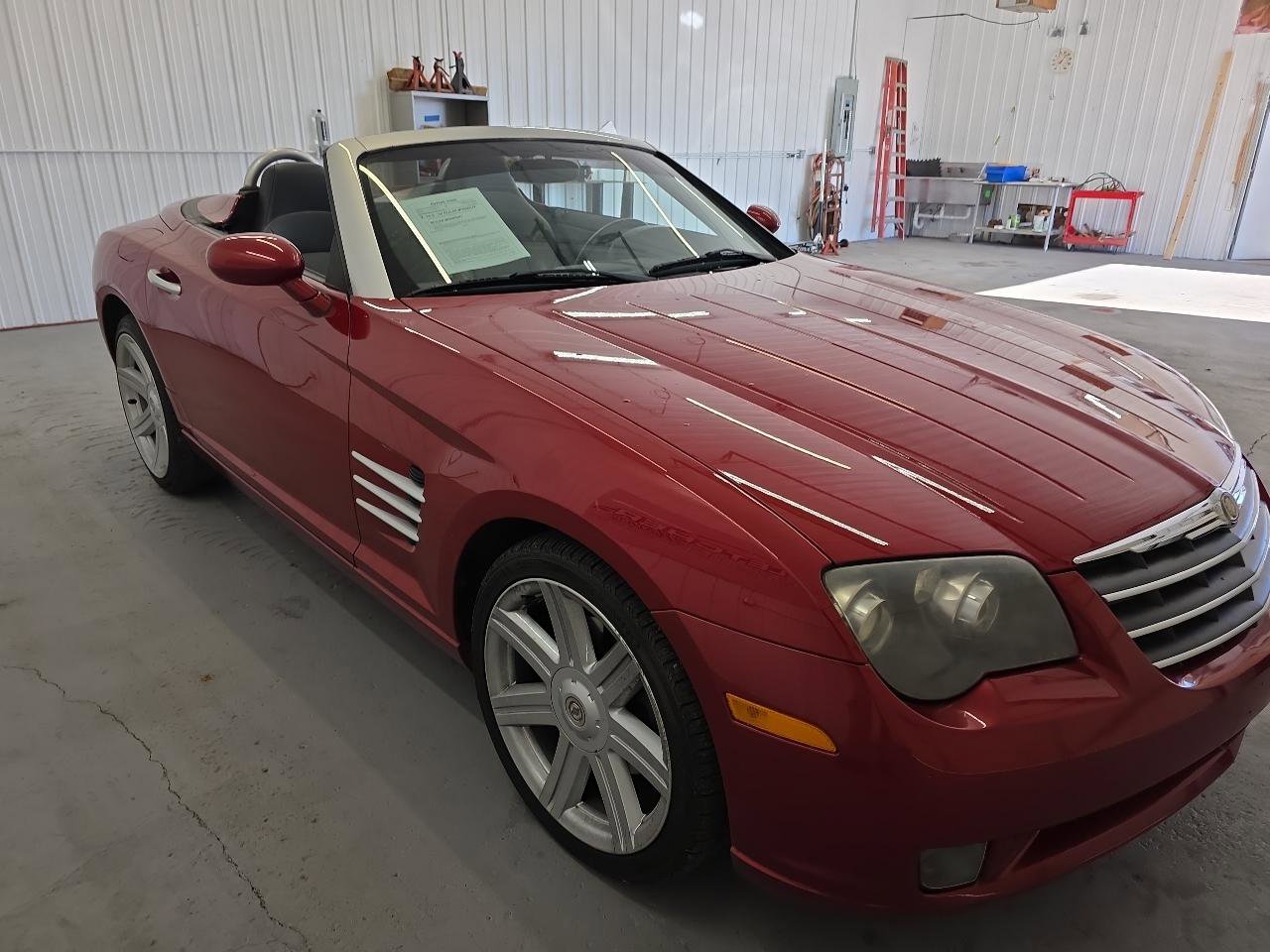 Used 2005 Chrysler Crossfire Limited image 34