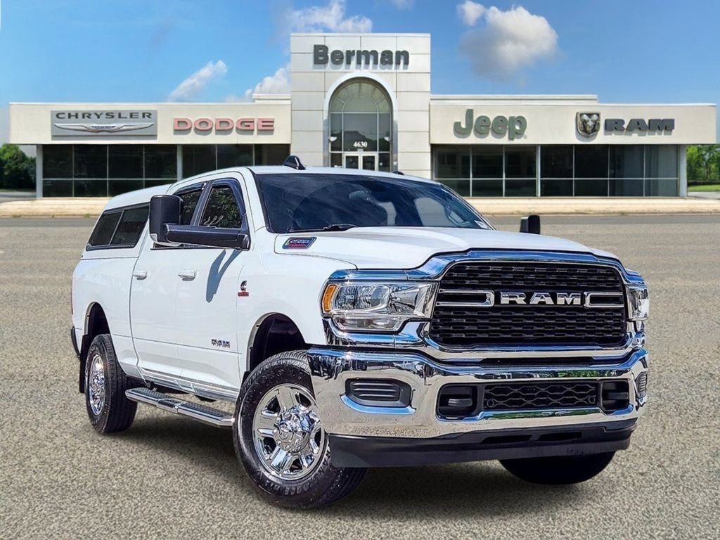 Used 2022 RAM 2500 Big Horn AWD/4WD image 2