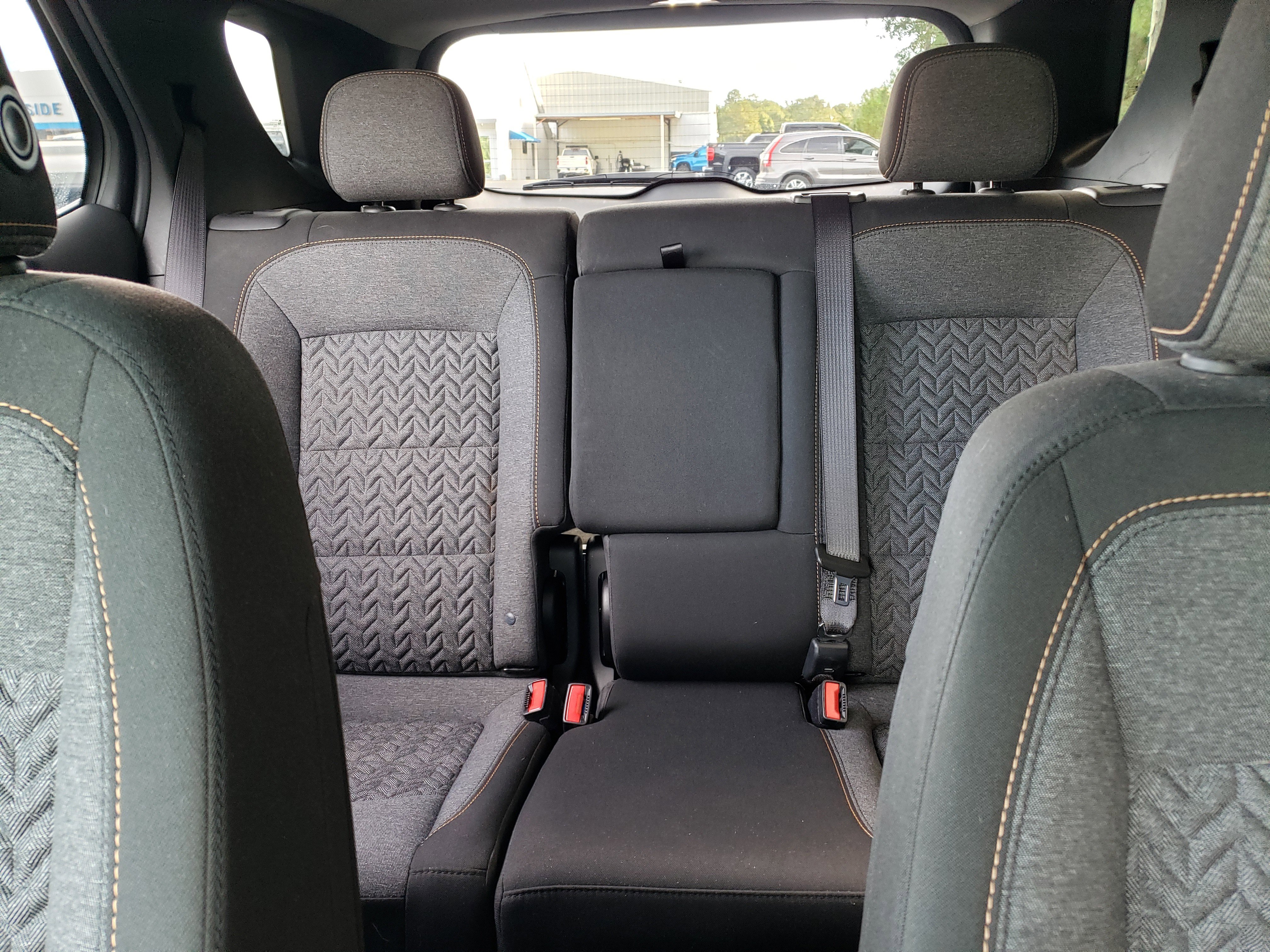 Used 2022 Chevrolet Equinox LT w/ Driver Convenience Package image 32