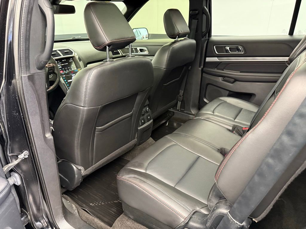 Used 2018 Ford Explorer Sport w/ Equipment Group 401A AWD/4WD image 47
