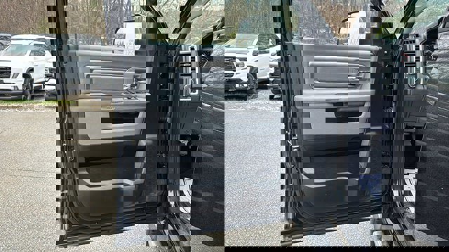 Used 2018 RAM 1500 Big Horn image 12