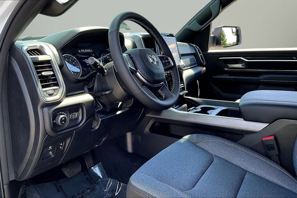New 2026 RAM 1500 Big Horn AWD/4WD image 7