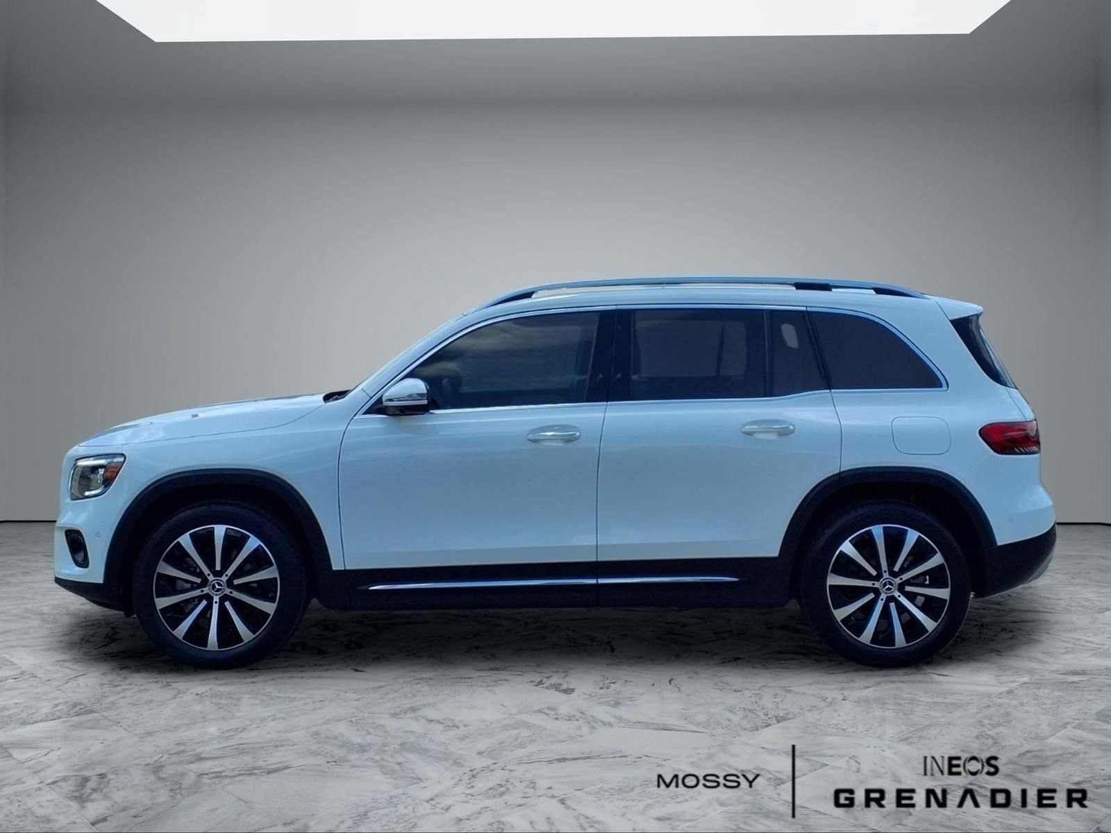 Used 2023 Mercedes-Benz GLB 250 image 5