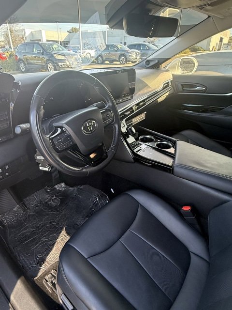 Used 2022 Toyota Mirai image 5