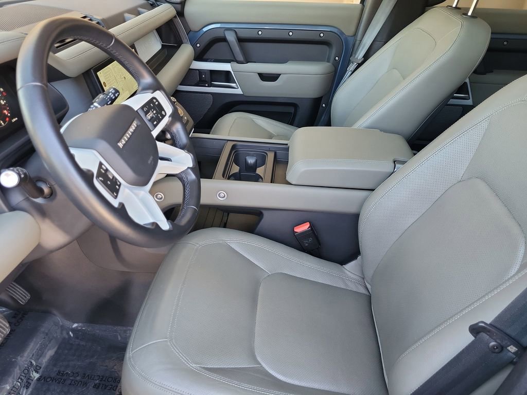 Used 2024 Land Rover Defender 110 S image 12