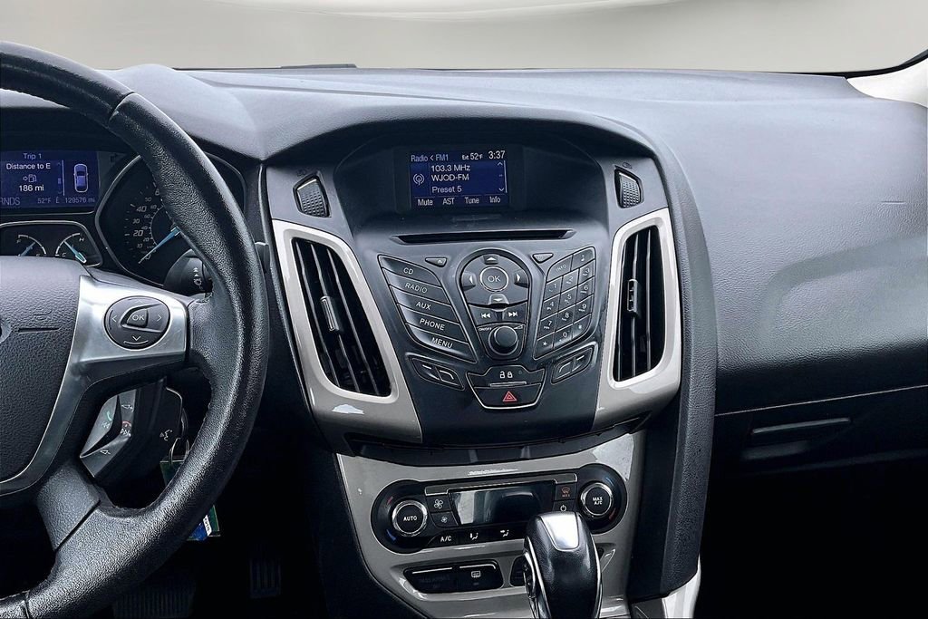 Used 2012 Ford Focus SEL image 9