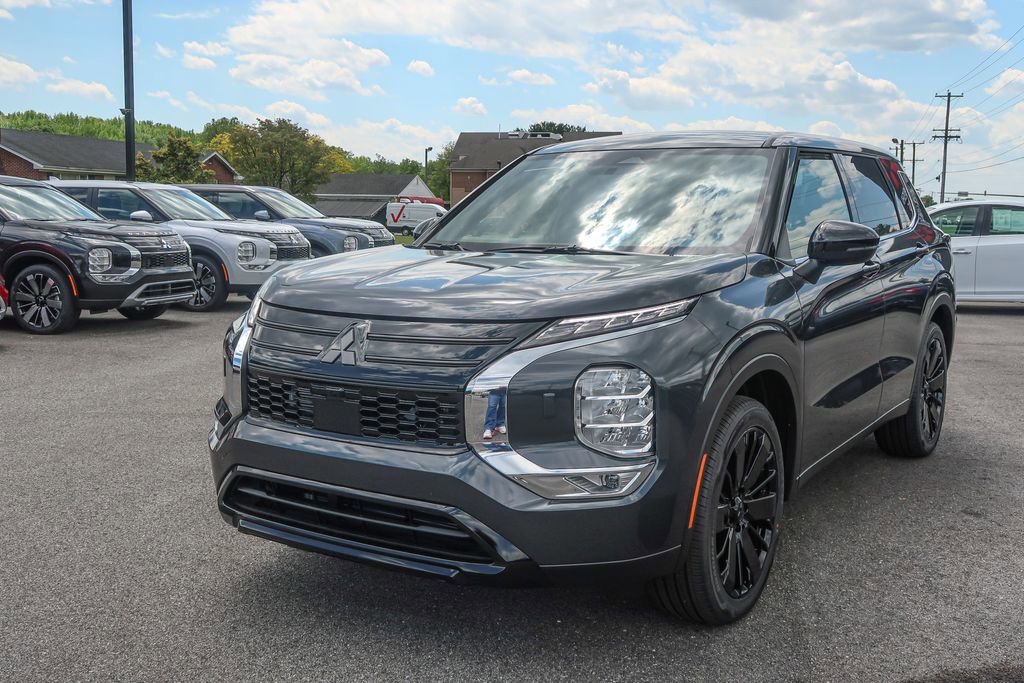 New 2026 Mitsubishi Outlander LE AWD/4WD image 5