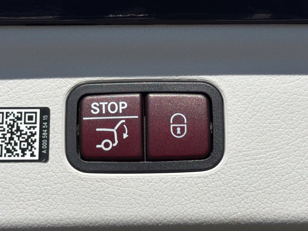 Used 2023 Mercedes-Benz EQE 350+ SUV image 16