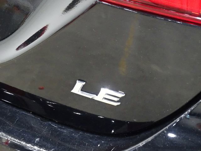 Used 2019 Toyota Camry LE image 42