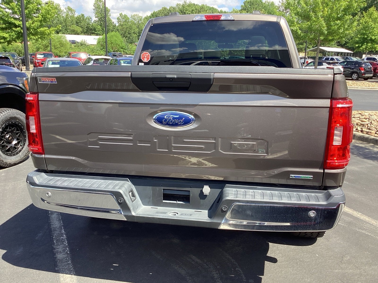 Used 2023 Ford F150 XLT image 3