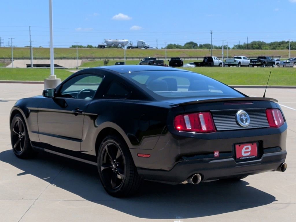 Used 2012 Ford Mustang Coupe RWD image 6
