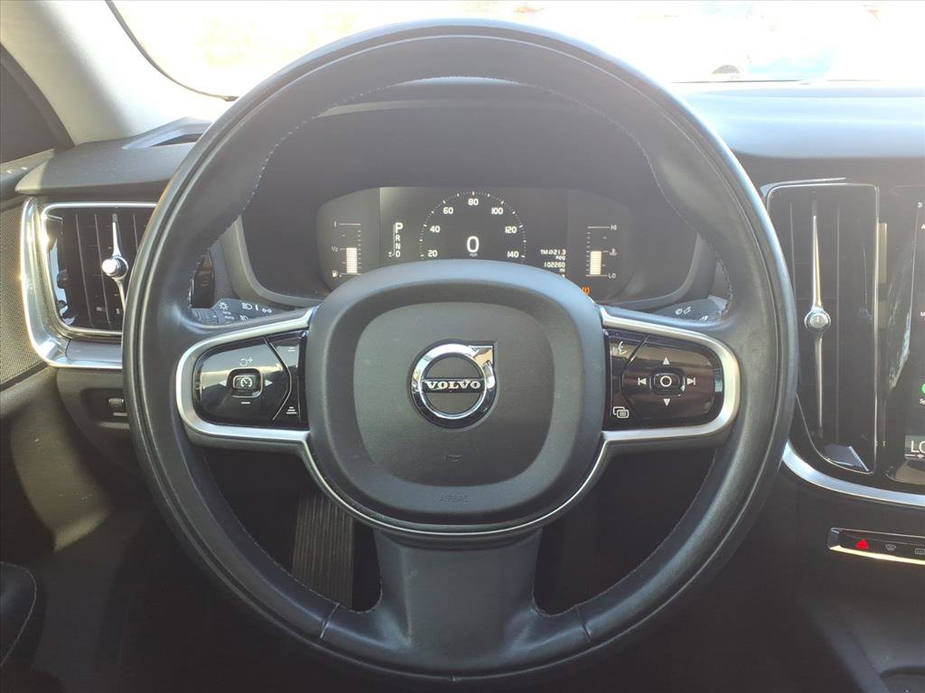 Used 2019 Volvo S60 T6 Momentum w/ Premium Package image 22