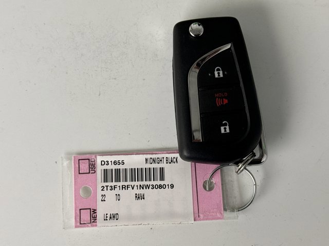 Used 2022 Toyota RAV4 LE image 19