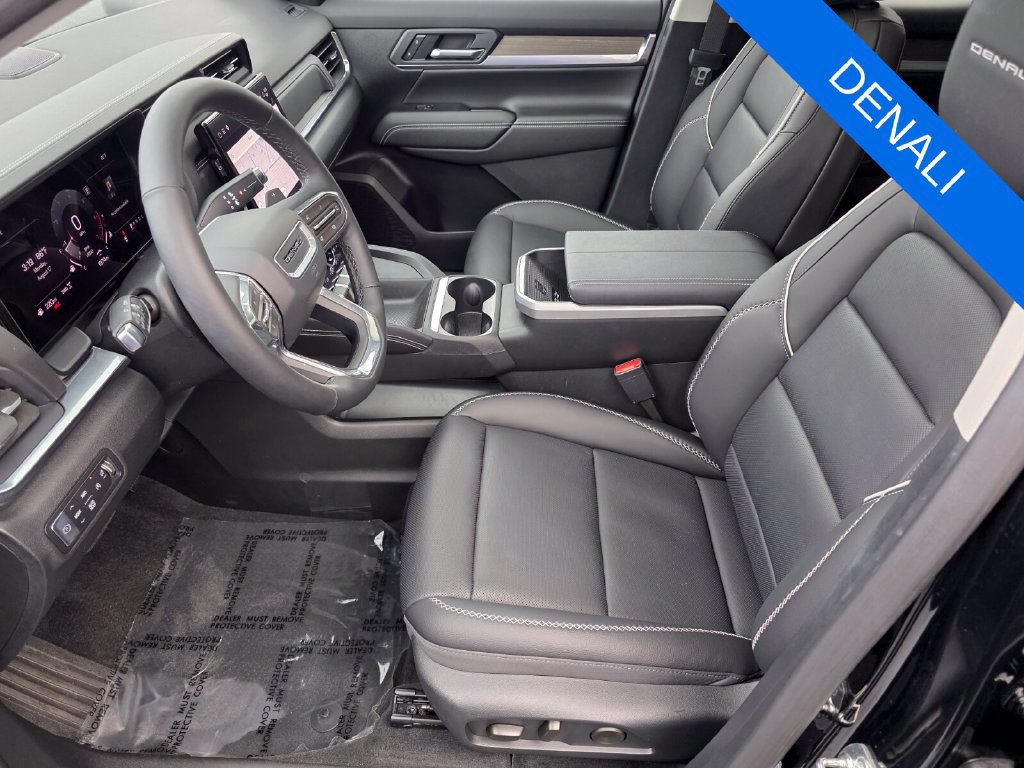 Used 2026 GMC Terrain Denali AWD/4WD image 9