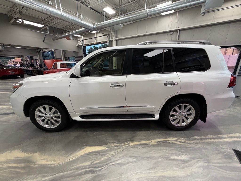 Used 2010 Lexus LX 570 4WD image 46