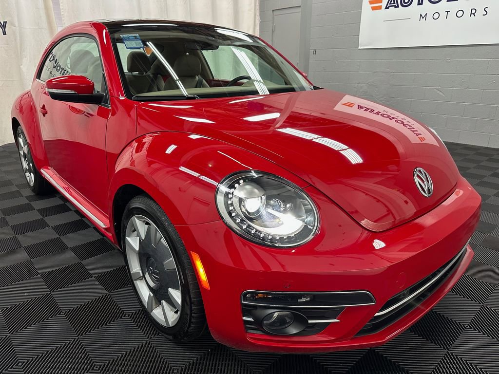 Used 2019 Volkswagen Beetle 2.0T SE FWD image 2