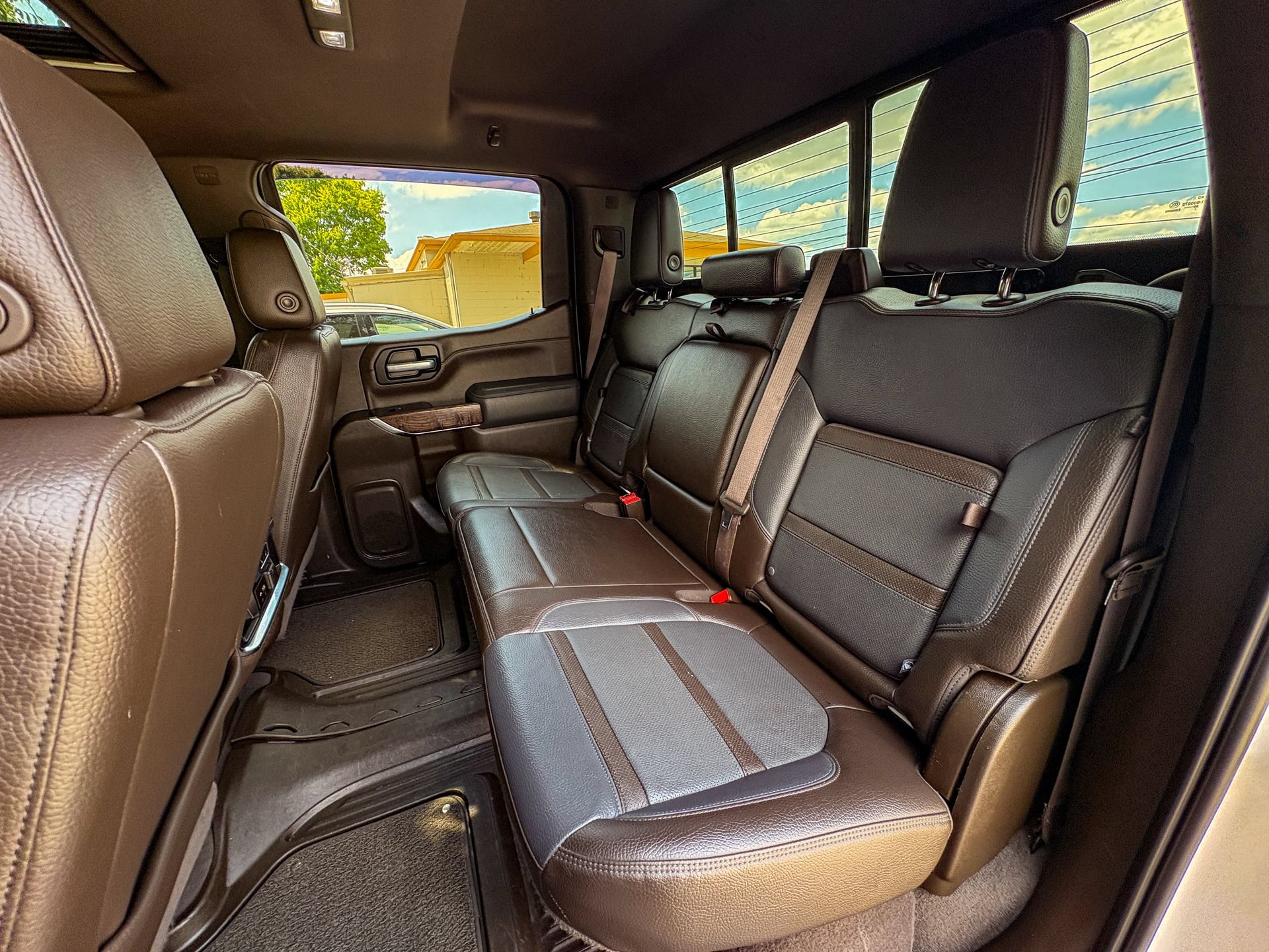 Used 2021 GMC Sierra 1500 Denali w/ Denali Ultimate Package AWD/4WD image 31