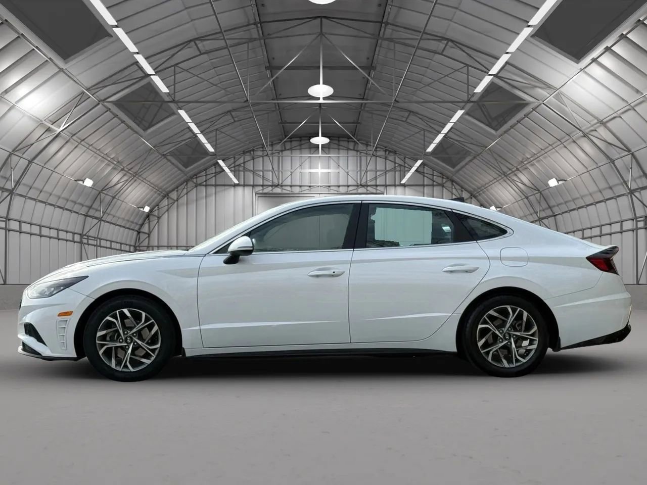 Used 2023 Hyundai Sonata SEL w/ Preferred Accessory Package image 3
