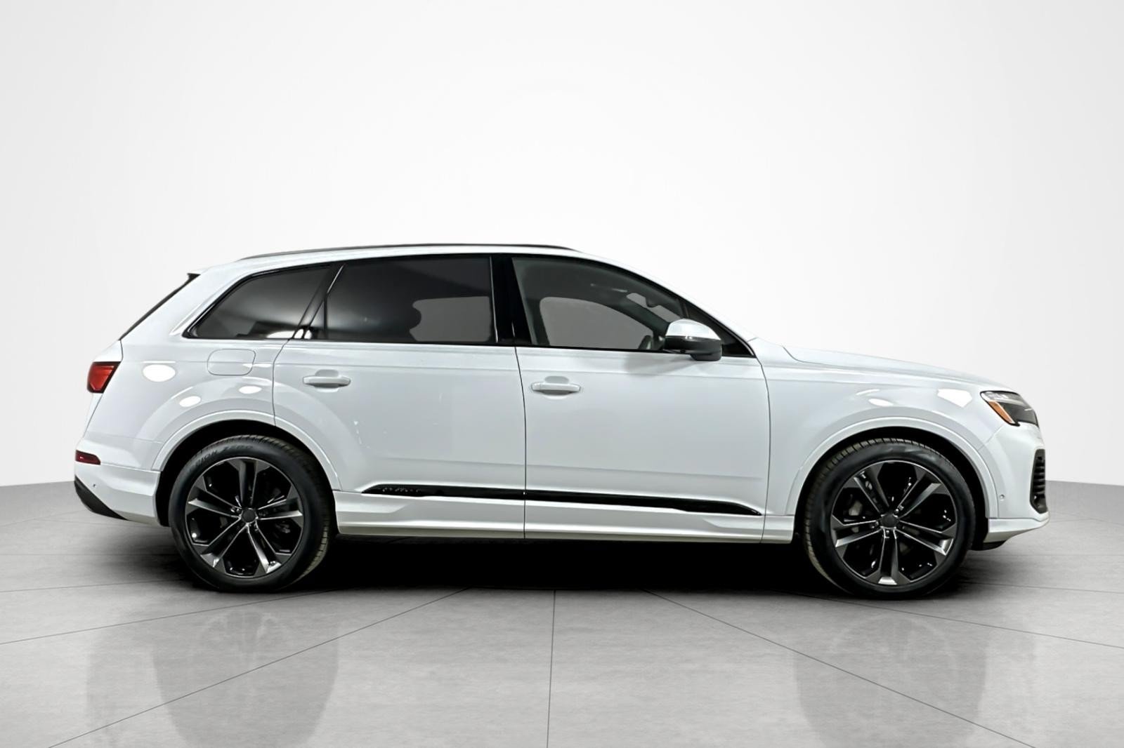New 2026 Audi Q7 3.0T Premium Plus AWD/4WD image 7