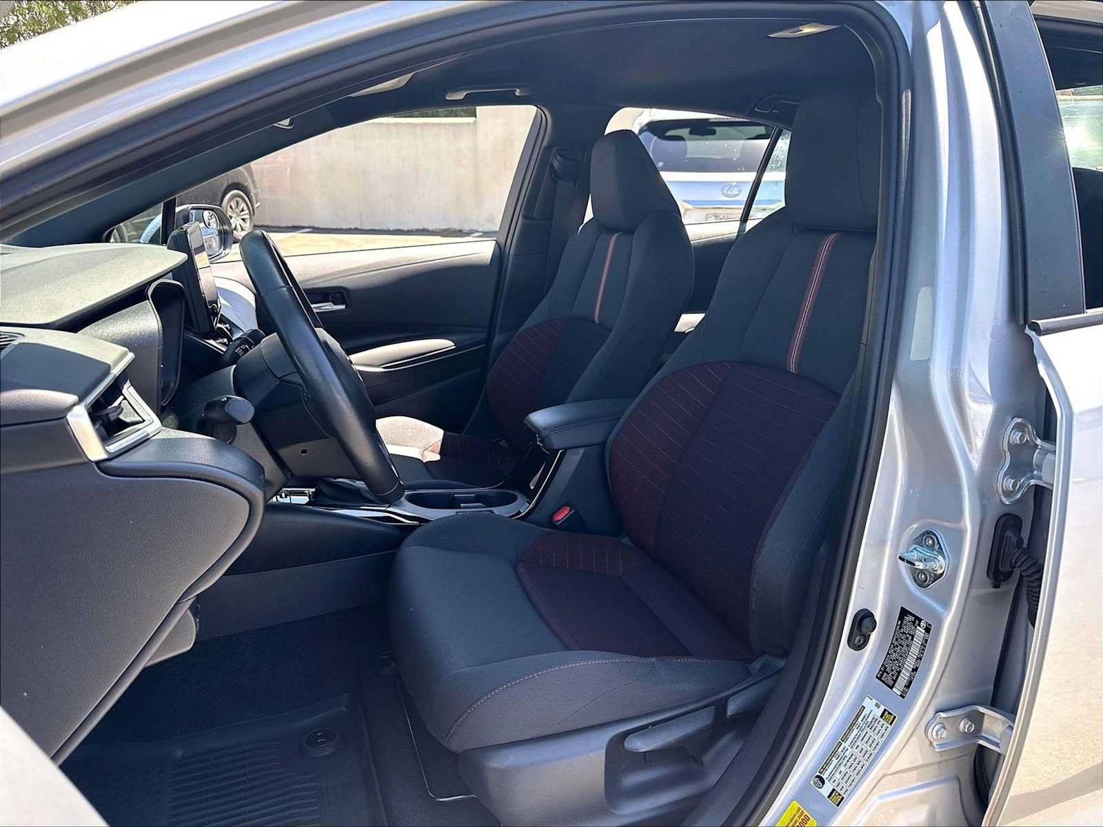 Used 2023 Toyota Corolla SE FWD image 26