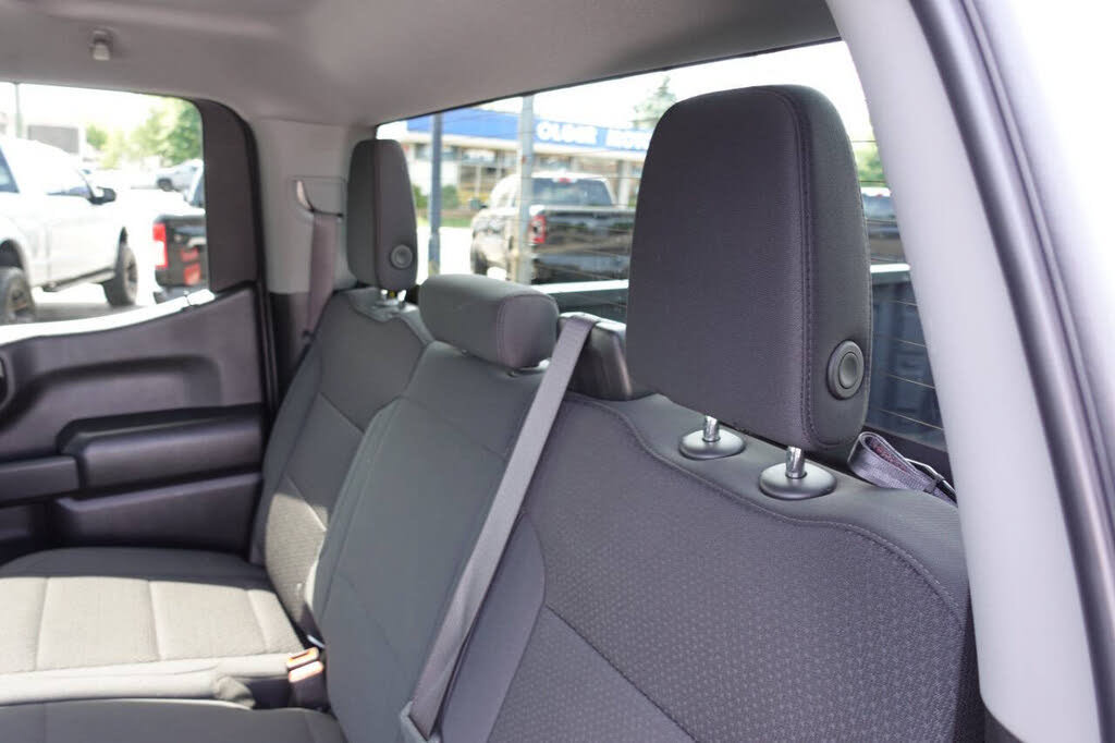 Used 2024 Chevrolet Silverado 1500 W/T w/ WT Value Package AWD/4WD image 23