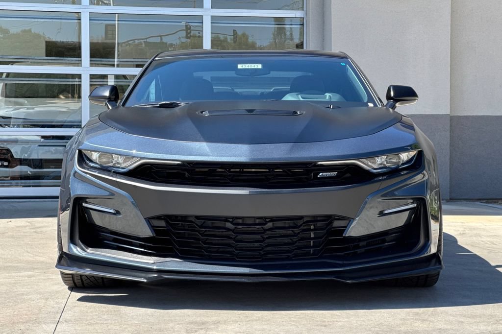 Used 2020 Chevrolet Camaro SS RWD image 11