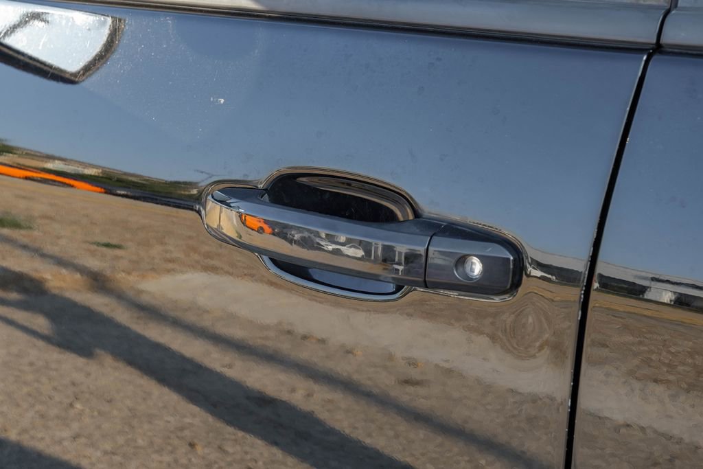 Used 2018 GMC Sierra 1500 SLE w/ SLE Value Package image 40