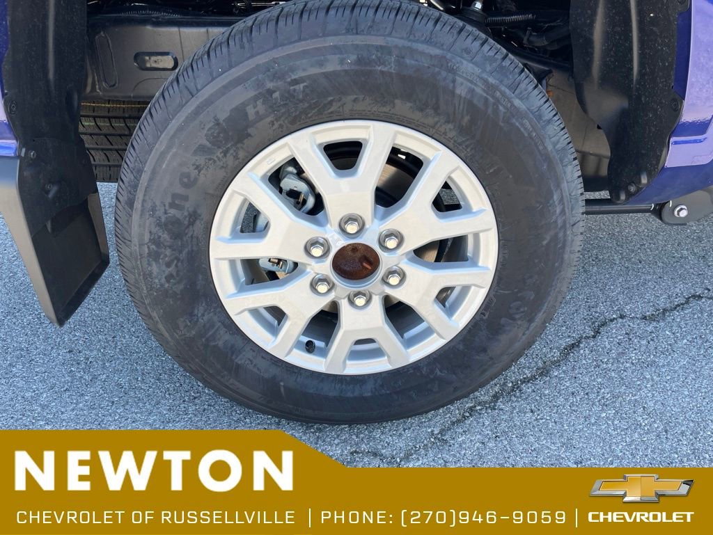 Used 2025 Toyota Tacoma SR5 AWD/4WD image 27