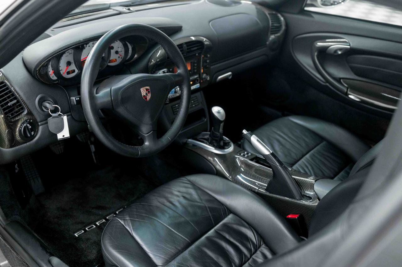 Used 2002 Porsche 911 Turbo AWD/4WD image 2