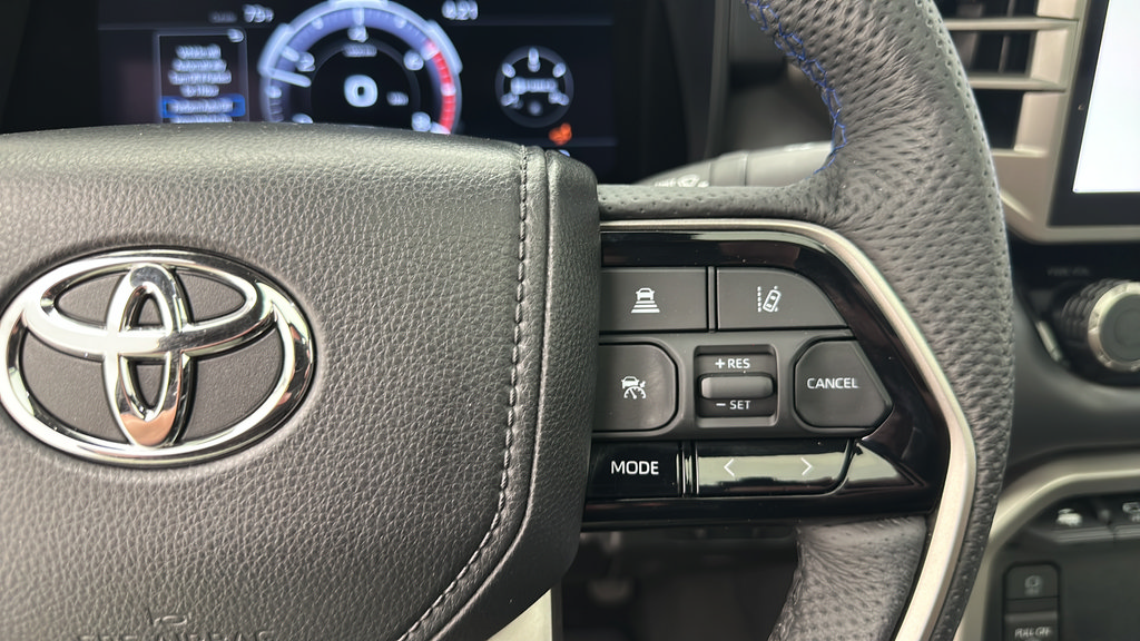 Used 2026 Toyota Tundra Platinum AWD/4WD image 23